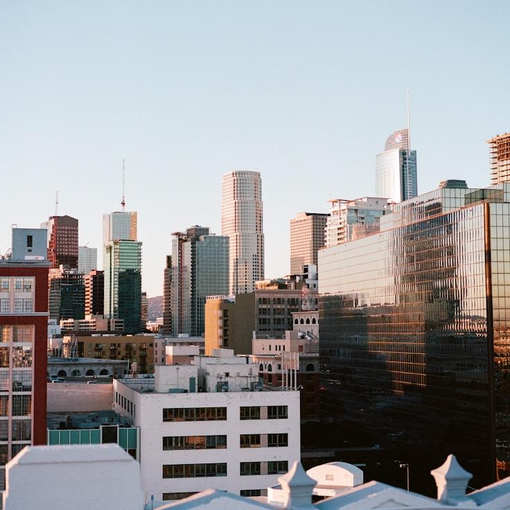 Parents evaluating schools in Canada